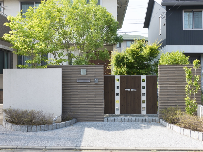 お住まいを彩る外構工事